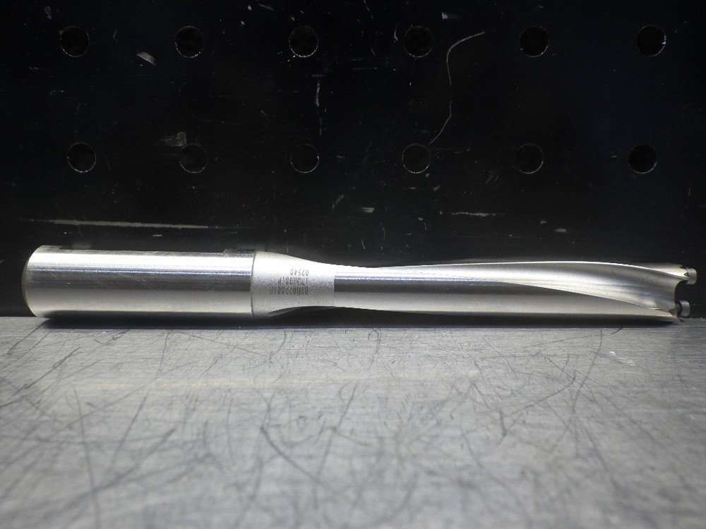 Sumitomo 13.5mm to 14.5mm Indexable Drill 16mm Shank SMDH140L (LOC1855B)