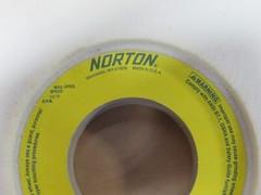 (4) NORTON GRINDING WHEEL 38A46-H8VBE C347916 REC 5-1/2X1/2 12X1-1/2X3 2070RPM