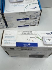 JOHNSON CONTROLS TEC3622-14-000 THERMOSTAT MSTP OR N2 FCU/VAV FULL COLOR (WHITE)