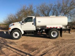 New 2,000 gallon TANK KIT with 6 sprays (2)- front (2) -rear (2)- side, pump
