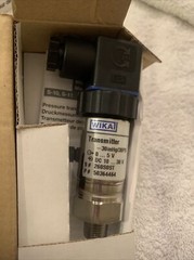 WIKA 50364464 Pressure Transmitter -30inHg/30PSI, 0-5V, DC10-30V *NEW*
