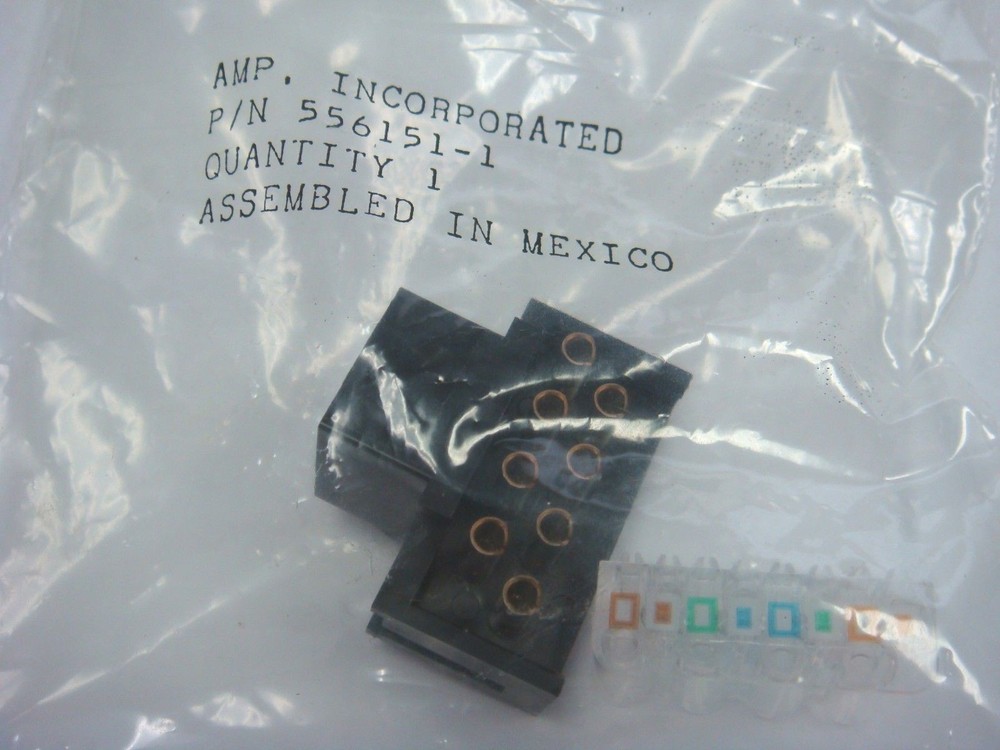(1) AMP 556151-1 KEYSTONE 8 POS JACK KIT MODULAR CONNECTOR PANEL MOUNT
