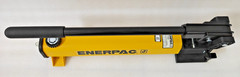 Enerpac P392 Two-Speed Hydraulic Hand Pump 700 Bar/ 10,000 PSI