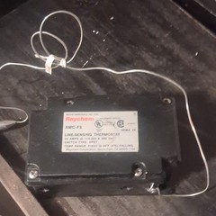Raychem AMC-F5 Line-Sensing Thermostat NEMA 4X Non-Programmable Adjustable