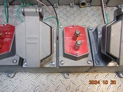 1 APPLETON ENR5201 / GFS1 GROUND FAULT CIRCUIT INTERRUPTER AND 20 AMP RECEPTACLE