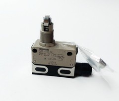 1pcs For Omron D4E-1B10N D4E1B10N Limit Switch