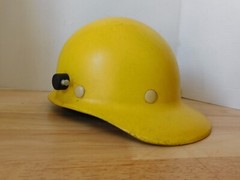 Vintage SuperGlas Fibre Metal Fiberglass Duck Bill Hard Hat USA Yellow, 4/56