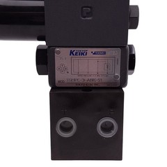 Tokyo Keiki DG4V-3-2A-U-H-100 Solenoid Valve, 35MPa, 3/8in NPT, 24VDC Coil