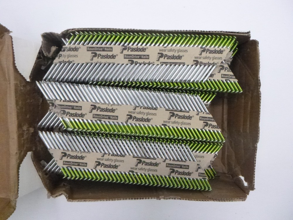 2000 Pack Paslode 2 3/8″ x .113 Hot Dipped Galvanized Framing Nails 650383