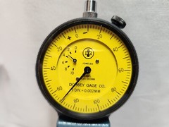 Dorsey Dial Bore Gauge 1.5 – 3″ Wooden Box Model 2100-002MM Metric Indicator