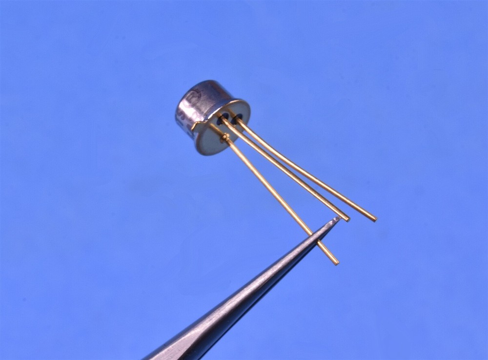 Vishay JFET 450MHz P-Channel Transistors 0.5W TO-52 Mil-Spec P/N: U310-E3