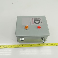 Hoffman A10086CH 10″ x 8″ x 6″ Electrical Enclosure W/Backplate & Switch