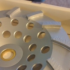 Flaring Cup Metal Grinding Wheel, Segmented Rim, Arbor Hole, Silver