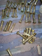 7/8″-9 ×4″ Grade 8 Bolt Made In Usa Hex Cap Screw (quantity of 8)
