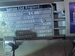 Lenze MDC71C4 0.5 HP .37kW AC Gearmotor/ Right Angle hollow w/ shaft NOS