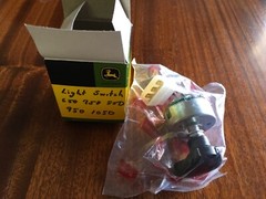 John Deere 650/ 750/ 850/ 950/ 1050 Tractor Light Switch