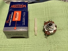 Mallory UA55T154 Potentiometer 500K Ohms With 150 K Ohms Tap