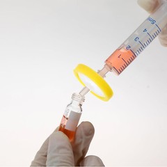 Nylon Syringe Filter 0.45μm Pore Size 25mm Diameter No Sterile Hydrophilic
