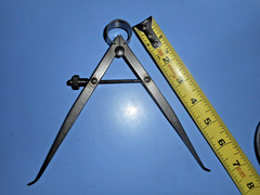 BROWN & SHARPE No 811, 7″ OUTSIDE AND UNBRANDED INSIDE CALIPERS