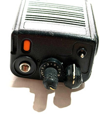 Motorola MTS2000 H01SDF9PW1BN UHF 470-512Mhz Radio – No Battery NO Antenna