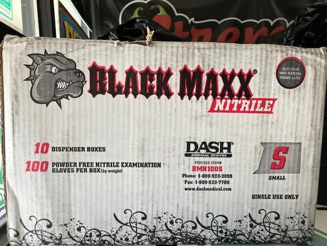Black Maxx Small Nitrile Gloves Case of 10 pack of 100