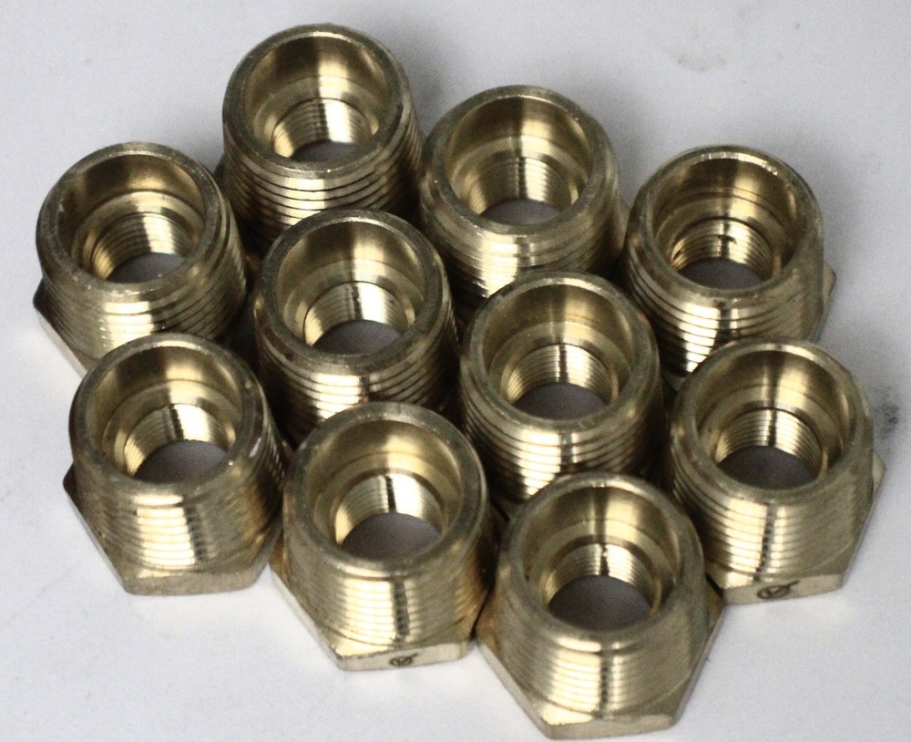 Lot of 10 Brass Reducing Bushing 1/2″ NPT Male to 1/4″ NPT Female Pipe