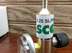 GASCO Gas Cylinder Flow 0.25 SLPM Gas Regulator Gauge 0-1500 PSI Healthcare