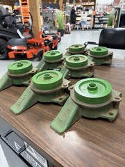 JOHN DEERE PLANTER FEED CUP HOUSING 1240 1250 1290 1260 B30948 b30945 WHOLE UNIT