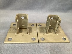 UNISTRUT STAINLESS STEEL FLOOR MOUNT BASE, QUANTITY OF 2