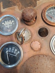 Allis Chalmers D17 Series 1 Gas Dash