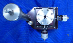 MDC UHV XYZ positioner PSM-2504, 4.5″ conflat with 0 length reducer to 1.33″