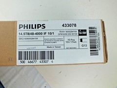New Philips 14.5T8/48-4000 IF 10/1 14.5 Watt, 48″ T8 Cool White LED Bulb