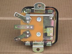 REGULATOR 12 VOLT FOR PART 182548M91 182548M92 1900343M91 1927 21A616 229484