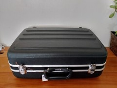 PLATT LUGGAGE – LIGHT-DUTY ABS CASE Interior Dimensions 18″ x 13″ x 5″