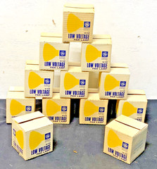 NEW Lot of 12 GE 16541 Low Voltage Par Lamp 50PAR36/WFL 50Watts 12Volts H4C