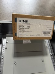 1-225 AMP 240V MAIN LUG 42 SPACE 1PHASE 3 WIRE COMPLETE PANEL