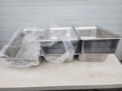 Lot 5 Vollrath 90053 Model-“Super Pan 3″-Full Size x 6” D Perforated Food Pans