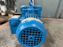👀 NEW BAUER MLD 0.5 HP GEARMOTOR 0.37 kW 1620 RPM 230/460V BG40Z-11/D07LA4/AM