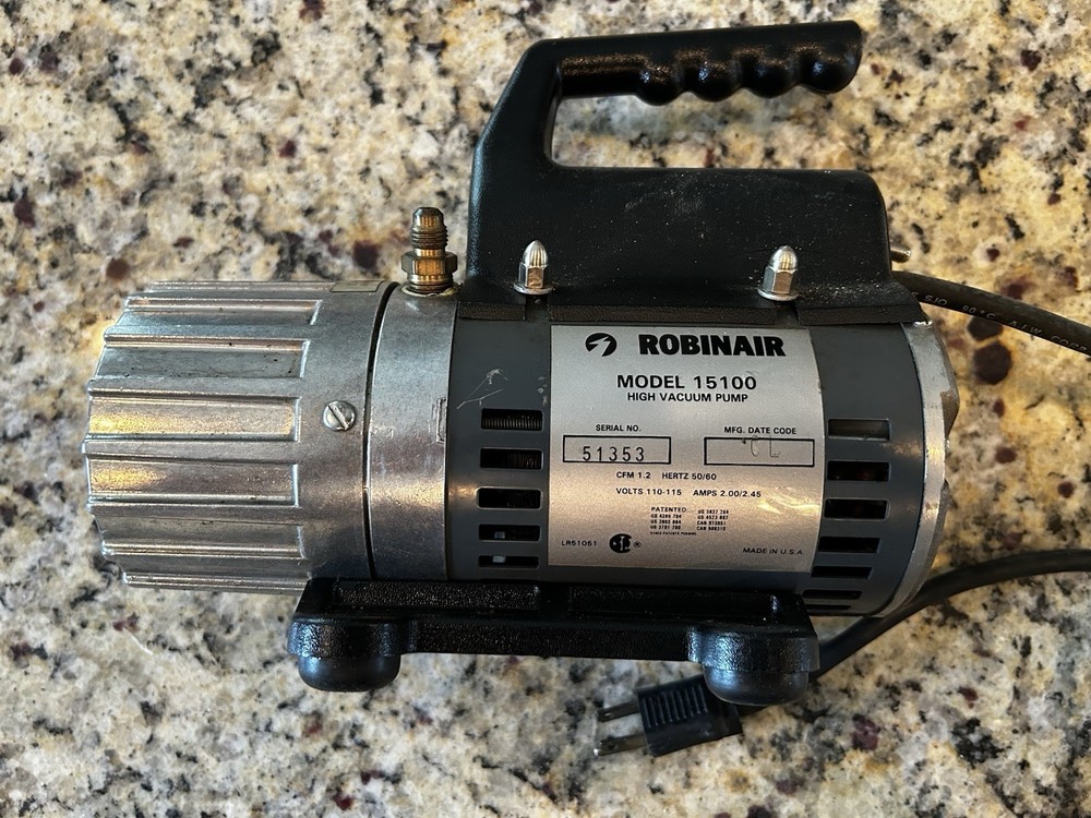 ROBINAIR MODEL 151100 High Vacuum Pump