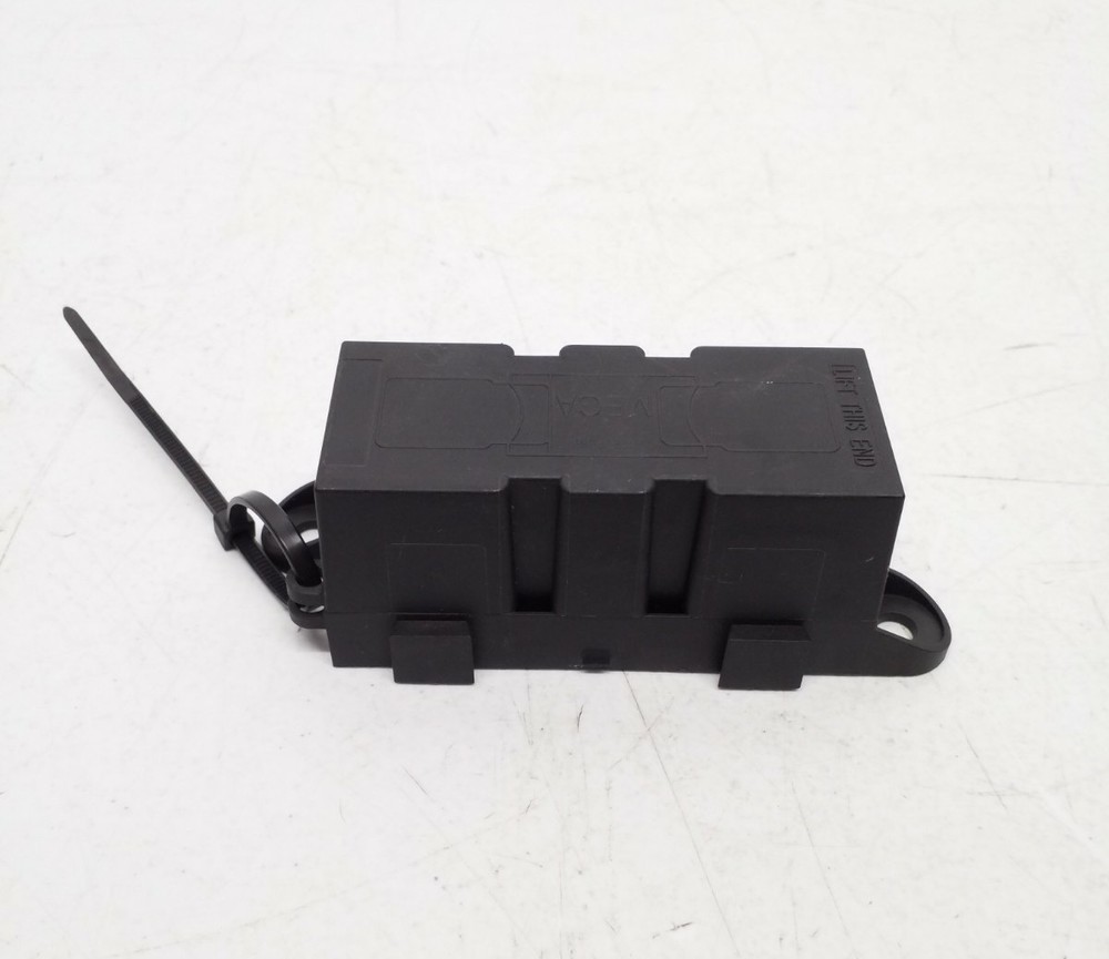 Littelfuse MEGA Fuse Block with Cover – MEGA Blade Fuse Block