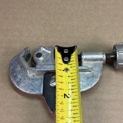 SUPERIOR TOOL Metal / PVC Tube Cutter 1/8″ To 1-1/8″ USA