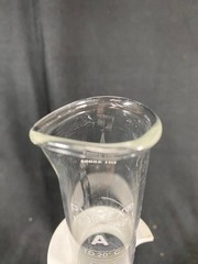 PYREX Glass 100mL Single Metric Certified Class A TD Graduated Cylinder 3062-100
