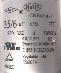 CBB65A-1 35+6 uF 250VAC Capacitor CBB65A-1 40/70/21 S2 E185318 EN60252-1