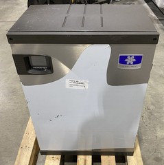 Manitowoc Indigo NXT 22” Remote Ice Machine Head Half Cube1206 Lb. IBT1020C