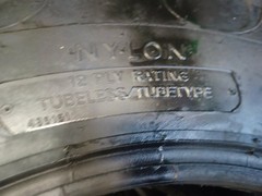 19.5L-24 TIRE R-4 NEW COSMETIC BLEM 12PLY TUBELESS 19524 19.5 24
