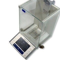 Mettler Toledo XS105 DualRange Analytical Balance 41g/120g x 0.01mg/0.1mg
