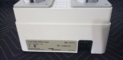 Stryker 400-655 T4 Eight Station Battery Charger with 0400-650-700 Batteries G3D