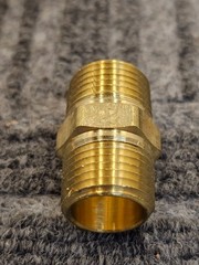 (QTY 25) 28214L Low Pressure Hex Nipple 1/2″ Male NPTF Brass Pipe Thread