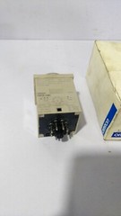 Omron H3CR-A8E Timer 1.2 S to 300 h – 100 to 240V Ac 100 – 125V DC