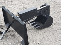 Hydraulic Backhoe Attachment with 12″ Bucket Fits Bobcat MT Mini Skid Steer